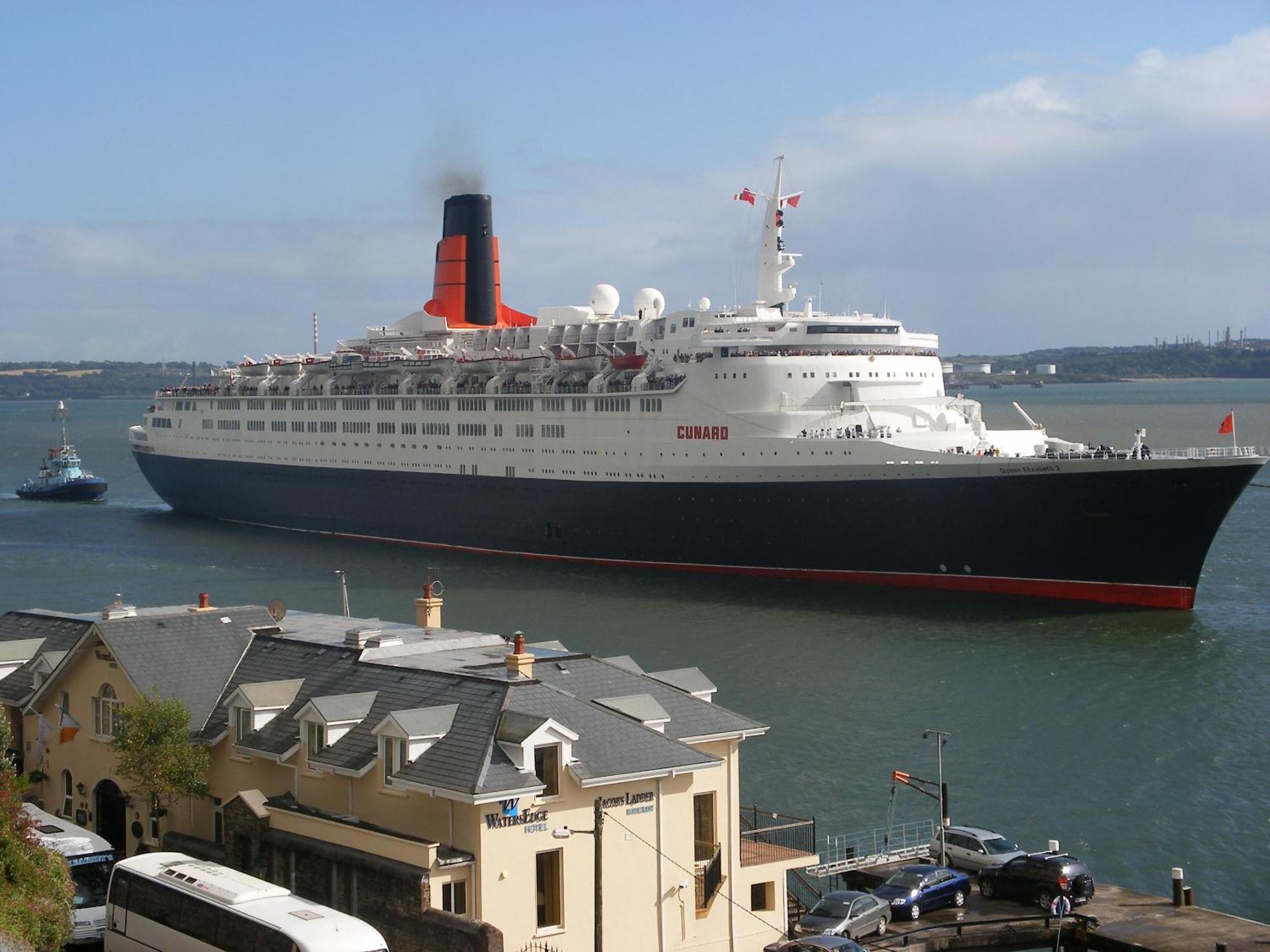 Watersedge Hotel Cobh Dış mekan fotoğraf